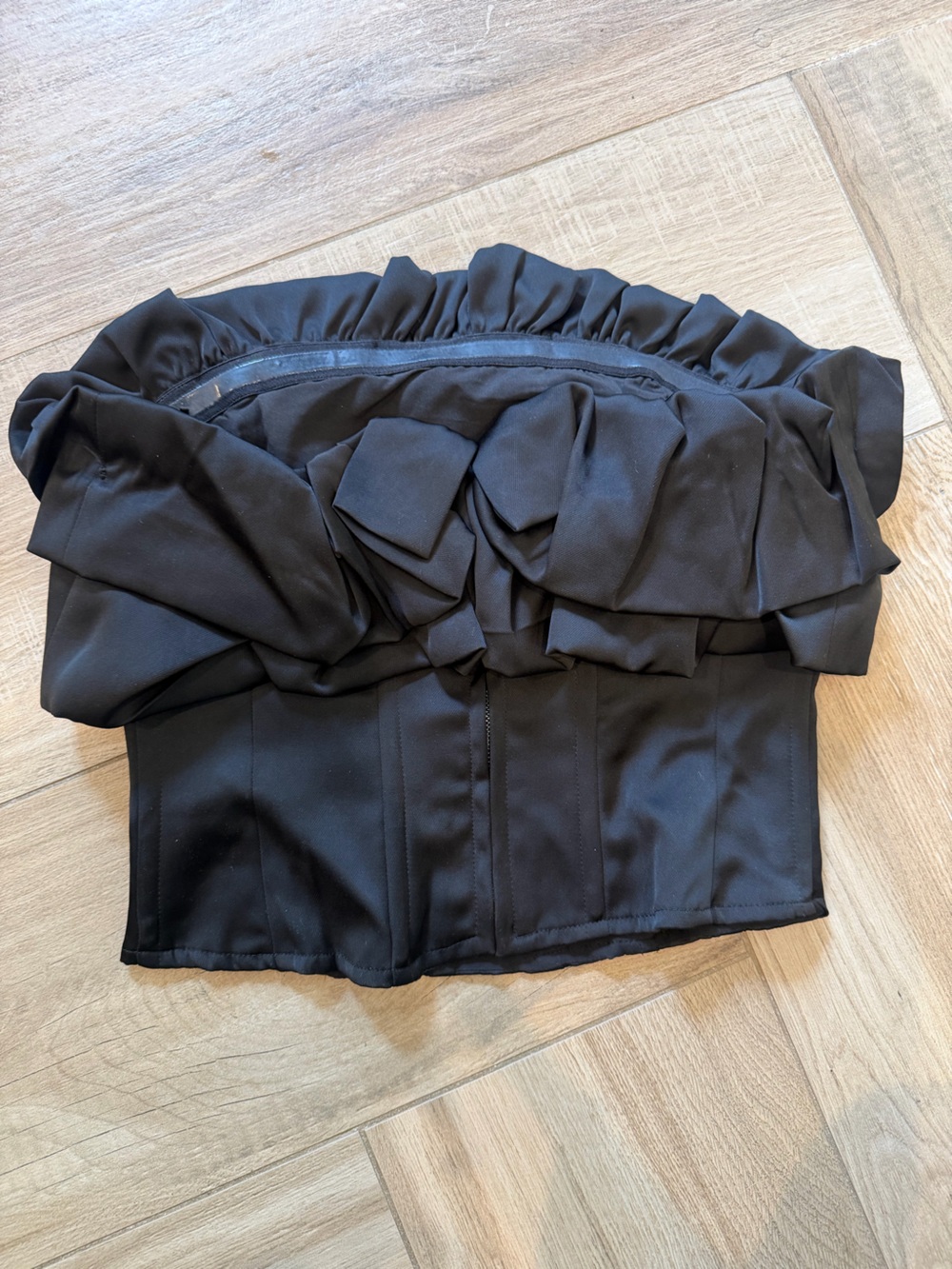 ASTR Ruffle Top - Picture 5 of 5